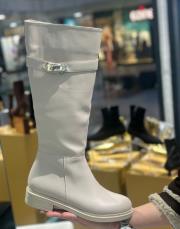 carter oval burun yan toka aksesuar detay fermuarlı kadın çizme bej