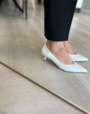 parsa sivri burun düz kadın topuklu ayakkabı beyaz rugan 2