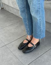 miretto oval burun troklu kemer detay kadın babet siyah 2