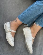 bionna oval burun taşlı kemer detay kadın babet bej 2