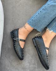 bionna oval burun taşlı kemer detay kadın babet siyah 2