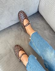 bionna oval burun taşlı kemer detay kadın babet acı kahve