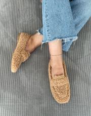 manilas küt burun komple tüylü kadın ev babeti camel 2