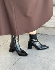 vantek sivri burun fermuar detay kadın bot siyah kırışık 2